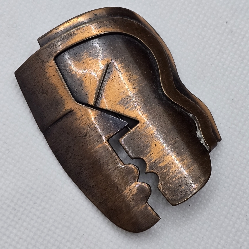 Rebajes "THE KISS" Modernist Copper Brooch